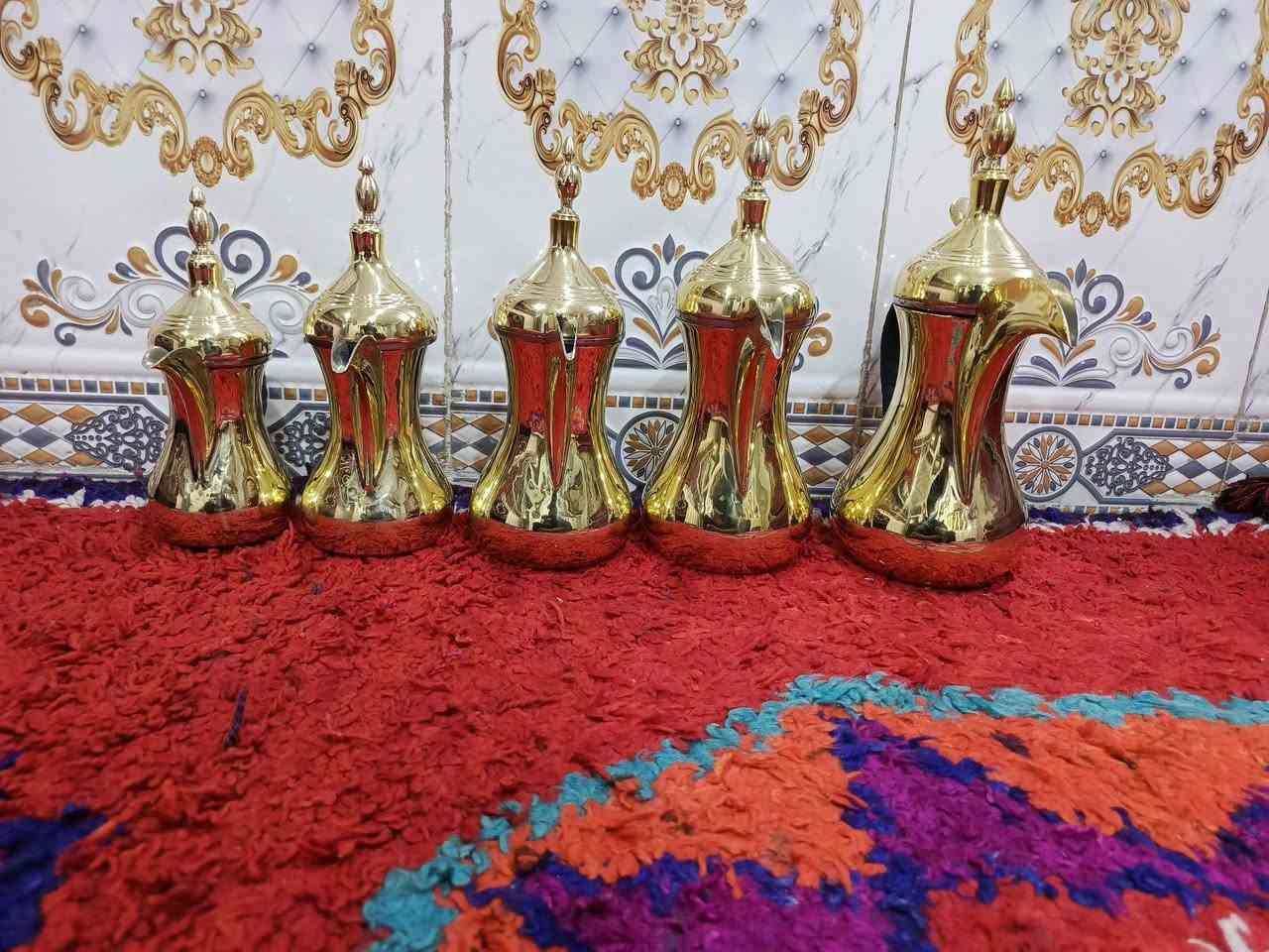 سيت دلال رسلان للبيع نحاس قياس 29 27 25 23 21 للستفسار اتصل *********** يوجد توصيل
