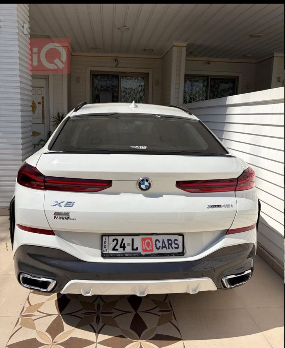 BMW موديل 2022 X6 وكالة عروش باسمنه السياره صفر من الشركة ماشية 60 الف كفالة عامه  ماعدى 4 اصابع في اسفل باب السايق استفسار اتصال *********** سعر 670 ورقة
