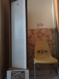 غرفه اخشاب تركيه • غرفة نوم خشب • جربايه وميز تواليت • كنتور خشب • كوم...