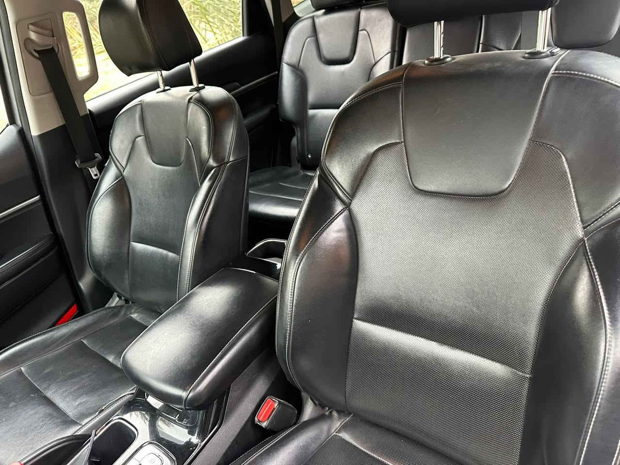 السلام عليكم البيع مكالف بل نشر حادث بابين عكس السائق  مبدل بلادي بدون صبغموديل ٢٢ اربيل الستفسار 
ماشية. 83.           تصل  ‭.  ٠٧٧١ ٣١٣ ١٥٥١‬.
