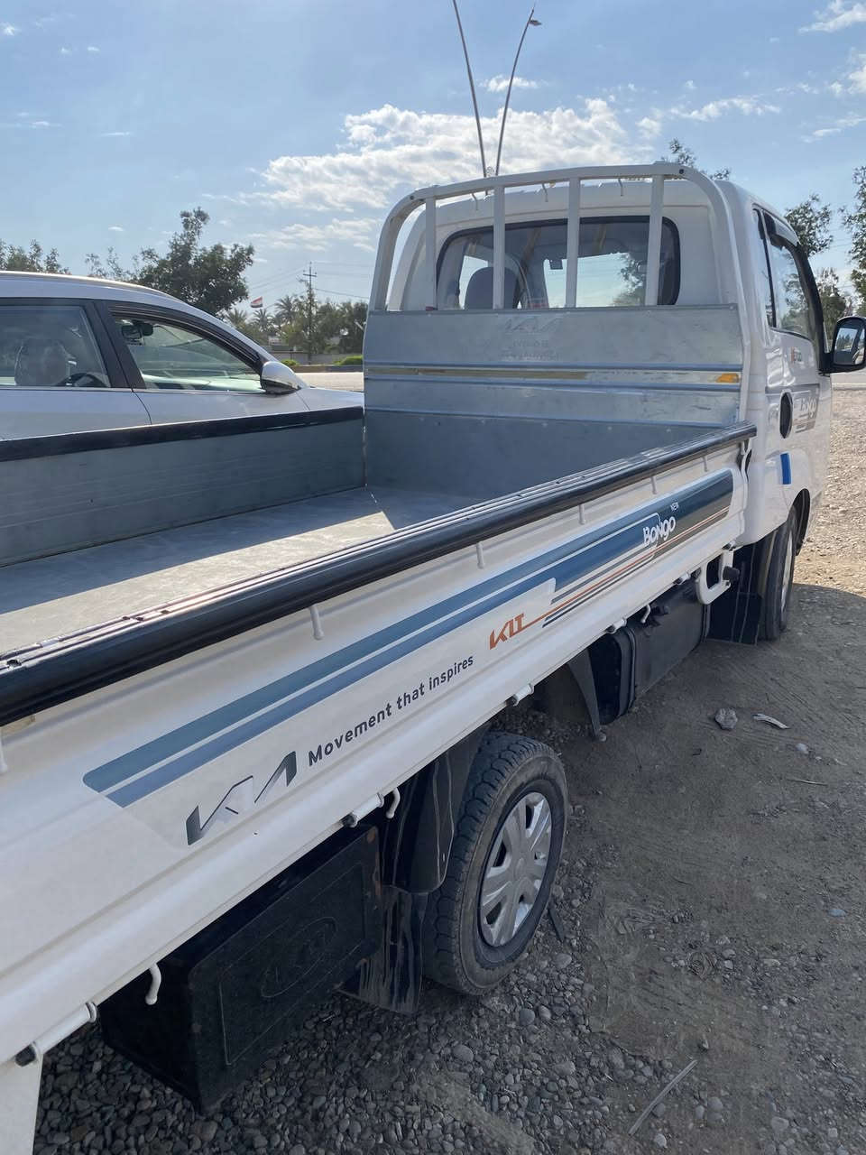 السلام عليكم
كيا ٢٠٢٣ 
رقم بغداد بسمي 
السيارة مكفول كفاله عامة من كل شي 
ماشية ٦٠ آلاف 
محرك كير مكفولات 
العنوان ديالى جديدة الشط 
السعر ١٤٧
للستفسار ***********
بيع أو مراوس
