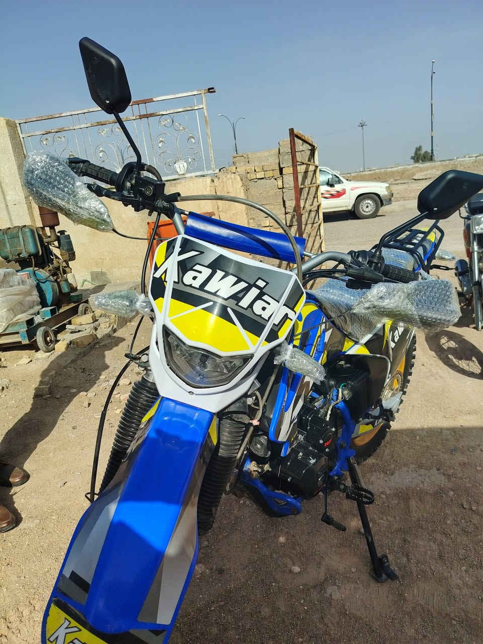 بيع او مراوس بأربعة كير رقم و سنوية
كاويار ٢٥ جديده
محرك ٢٥٠
ماشية ٣٣٥٠
مكان ميسان / علي الغربي
***********
