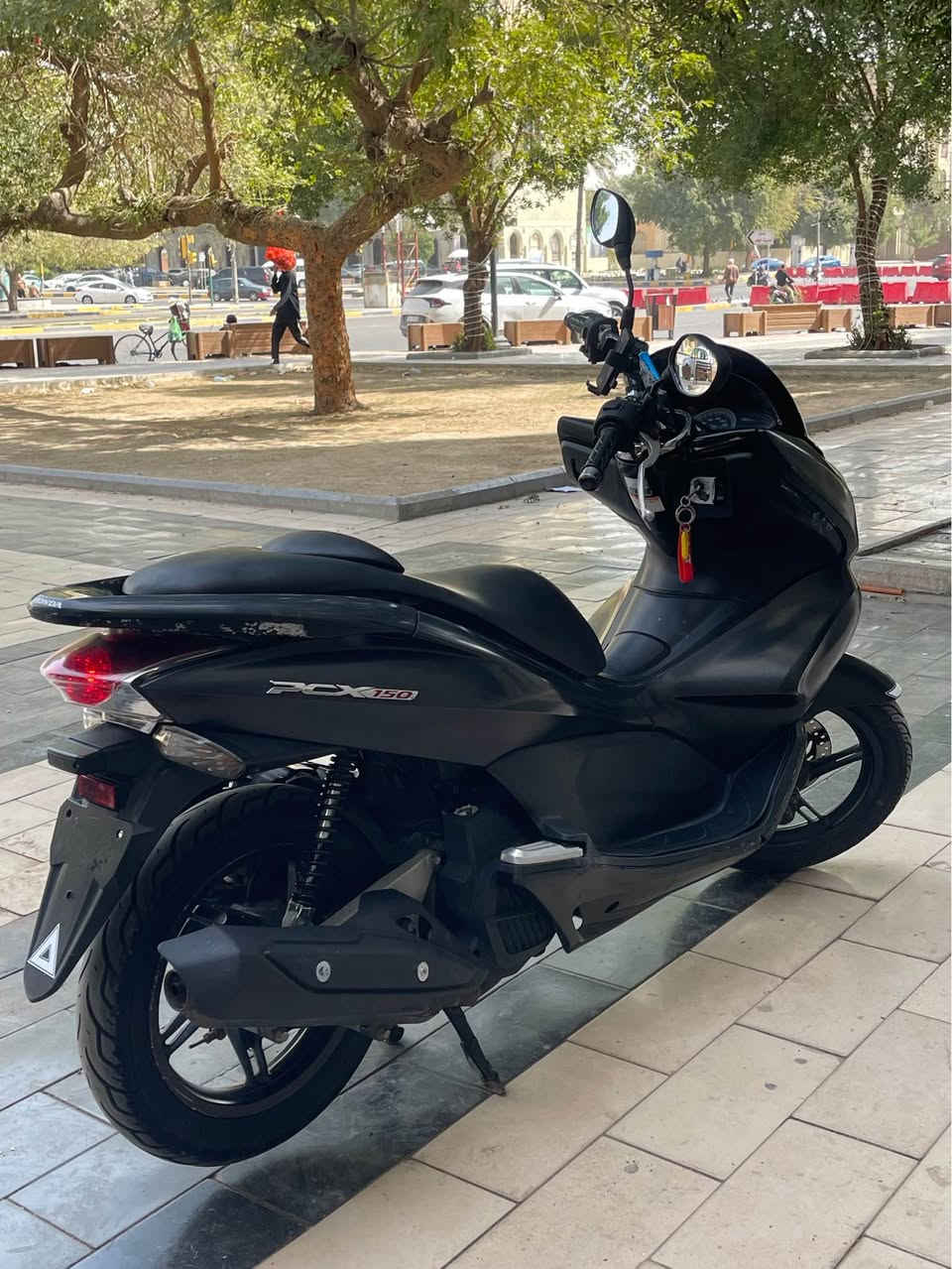 السلام عليكم للبيع دراجه pcxجيل اول دراجة مال رمبه مديل18 ماشيه٣٠ الف حقيقي ماخذها رمبه اوراق المعرض موجوده الدراجه على ايدي حجم مكينه 150ياباني الاصلي دراجه جديده مال جناي وعلئ ايدي
ياباني الاصلي دراجه كامله أستان كهربائي تدفئه بل يدات حساس ازدحام سويجات ٢حرف Aدراجه جديده الدراجه مكينه لوك شلعه معدل خير من اللّٰه دراجه تكول جديده بمعنئ الكلمه واحلا من الصور مال جناي المكان بغداد دراجة مكفوله اي نقص مابيه
السعر١٤٥٠
وبيها مجال الله شاهد محتاج ودا ابيع
اي استفسار *********** بغداد, العراق
