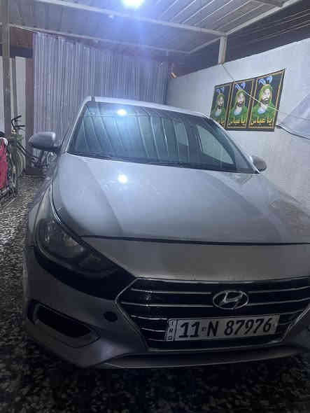 سلام عليكم 
اكسنت موديل 2018 وارد امريكي محرك 1600 جي تي اي 
السياره مصبوغه عام اثر شخوط او طخات نفس الون سلفر السياره جاهزه خير من الله بيك خير تعال وتدلل او ما تطلع مني اله وانته راضي علي سعره 90 بيه مجال عنوان مشتل بغداد  ***********
