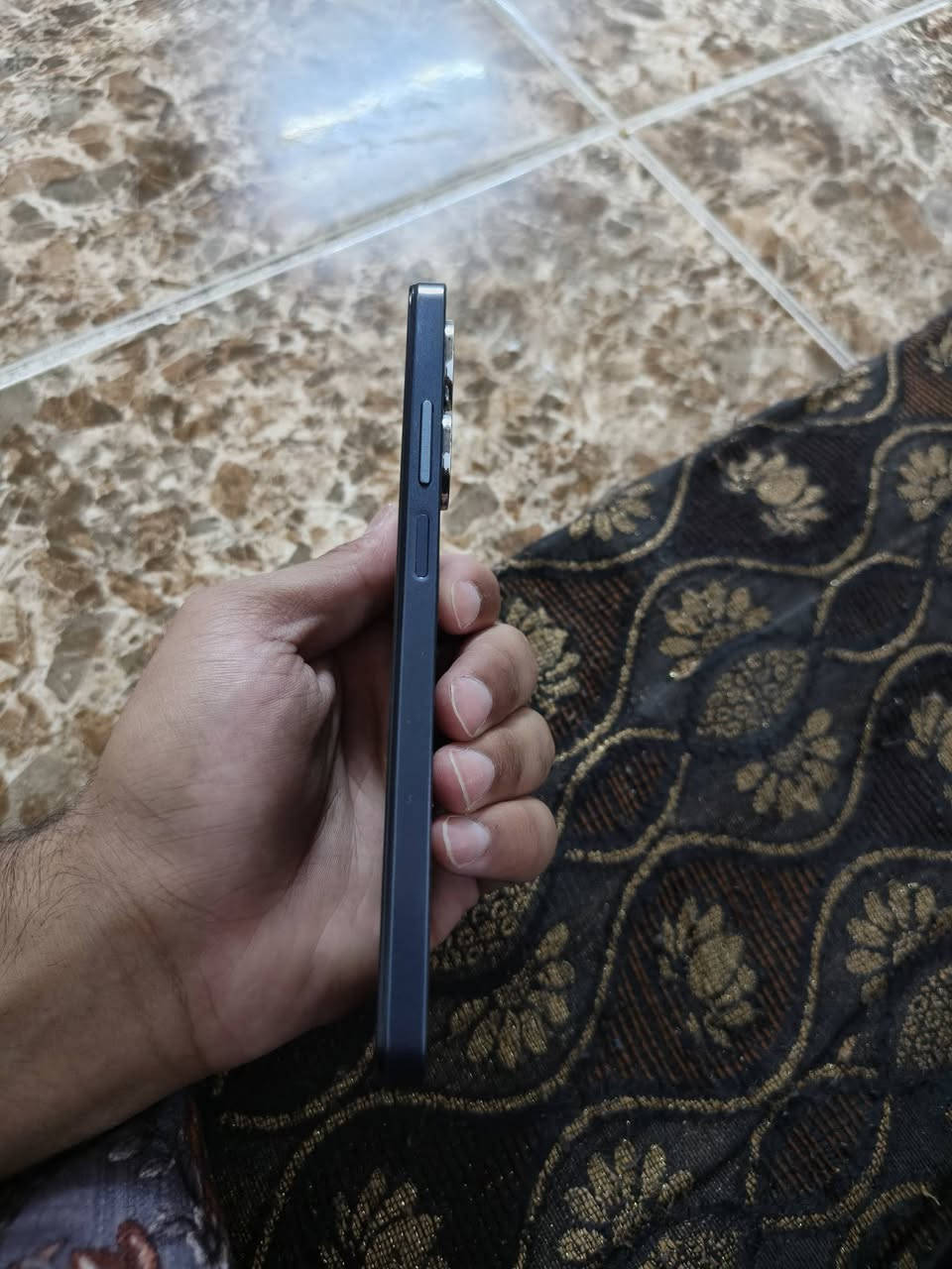 السلام عليكم للبيع جهاز ريملي c55 ذاكره 256+8+8 جهاز مبدل شاشه اصليه اومليد سعر الجهاز 110 وبي مجال مكاني تكريت ***********
