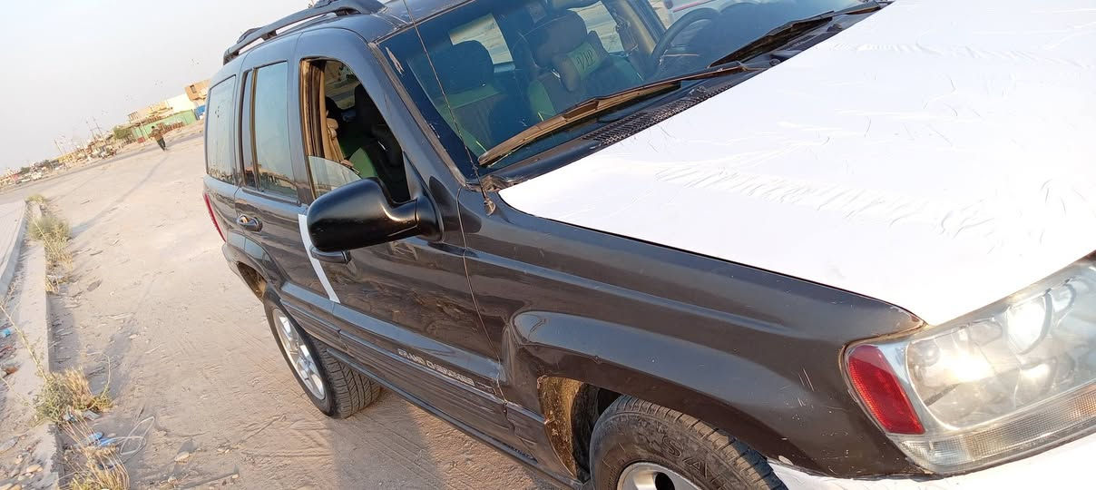 السلام عليكم
جيب شيروكي موديل 2000

مكينة جديدة

گیر جديد

تخم كشنات جديد دوشمة جديدة

باتري وصدر امامي واكسل جديد

تبريد شغال
السيارة بيها نقوصات بسيطة

مكان السيارة ديالى جلولاء

السعر 45

***********
