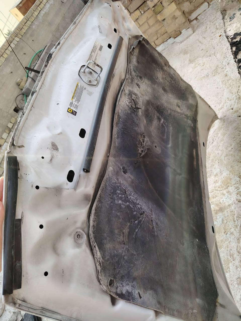 السلام عليكم بنيد جاجر2011
مصبوغ وبيه معجون  المكان بغداد ***********
