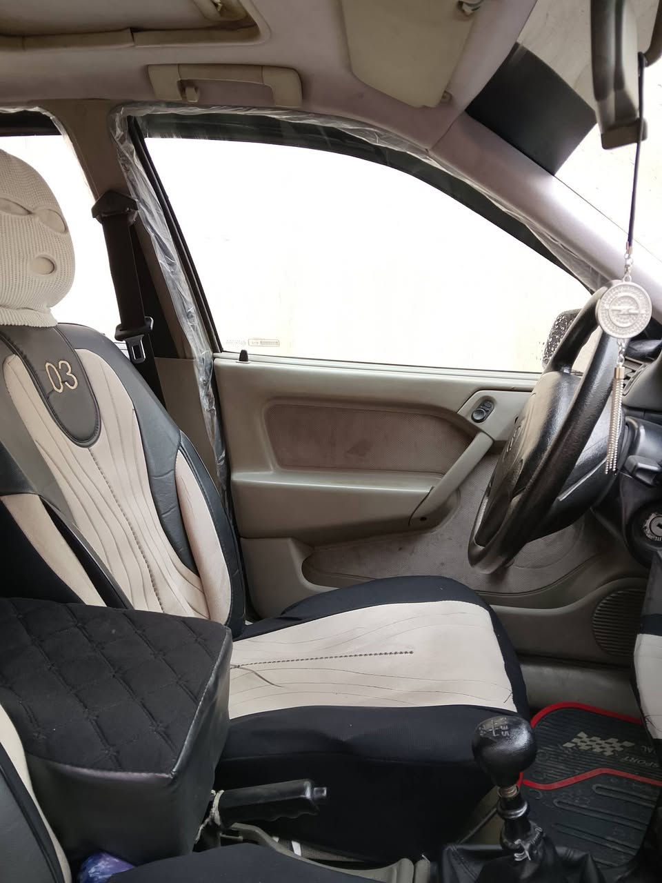 اوبل فكتره مديل 1990محدثه كامل 1995
محرك 20 كير ومحرك شرط 
كير عادي 
سياره فول فول ما تصرف عليها ربع 
سياره ب اسمي اني الشرعي تحويل شرط +كربون بنزين 
ايبيئس + بوار ستيرن ريشه 
سلايت طكتين كهرباء 
بيها صبغ مكانات اثر تقحيل ما بيها لا ضربه ولا معجون فقط دئر واحد مصلح  بدنه مبدله من الخارج 
تيرات و ياله جدد كص 
طخم الكدام والوره جديد ما صار شي من سويته 
والداخل بعده جديد طك الكرتون حيل نضيف بطاين جدد 
لايت عدسه شرط مال خاويه متغير الون على الجهاز 
 منضومه زينون عالي ناصي 
سياره حيل نضيفه ومال بيت  تخذها تدعيلي 
سعرها 48 وبيها مجال قليل  
مكاني موصل 
رقم  ***********/ ***********
