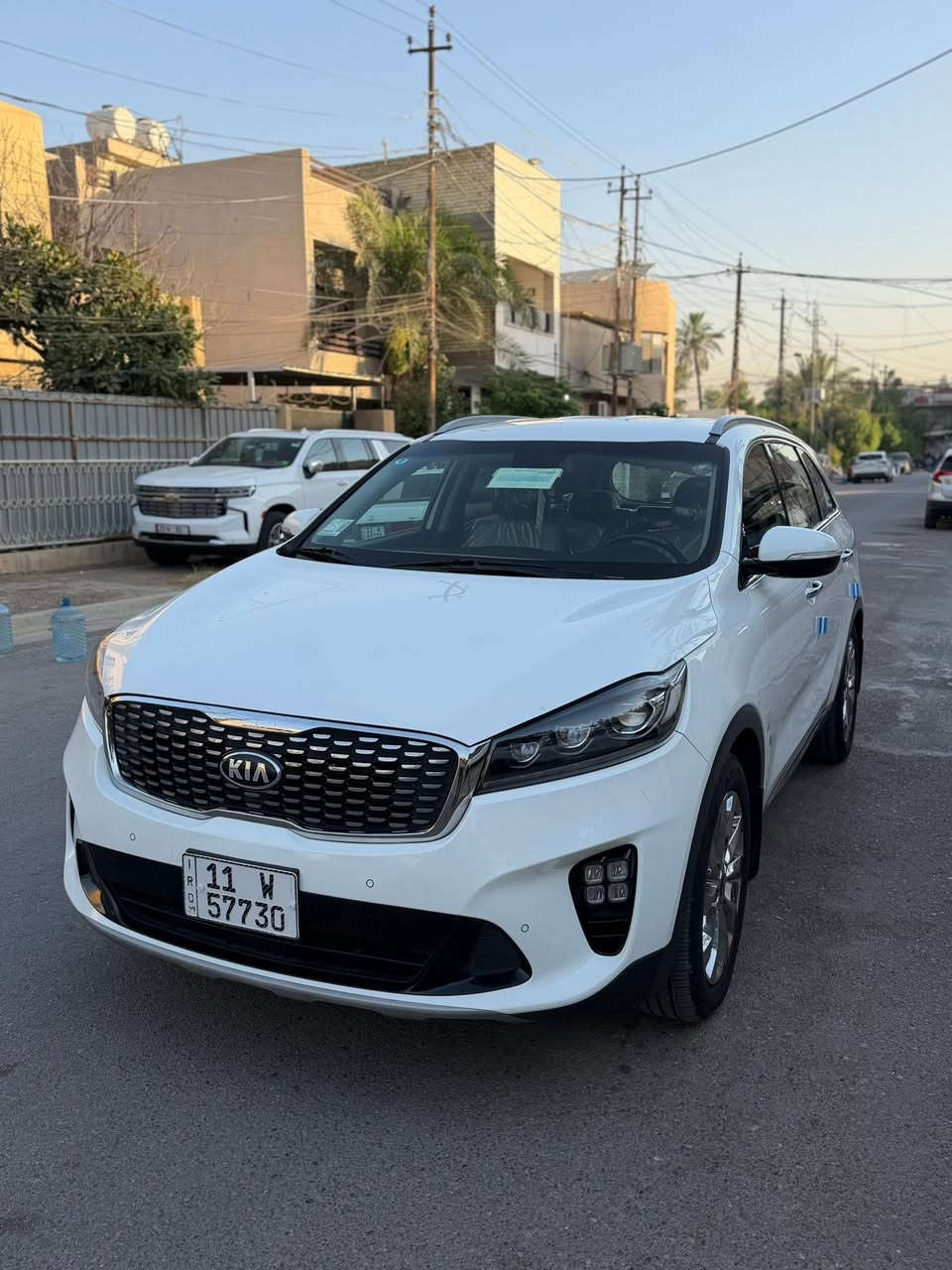 السلام عليكم
كيا سورنتو 2019الشركه الدولية فول عدا البانوراما
؛رقم بغداد مشروع وطني تحويل مباشر 
(مكفولة من الضربه والصبغ والتبديل عدا كارت شبر  )سيارة كلش جديدة بمعنى الكلمه 
؛مواصفات 
؛بصمه 
؛كشنات جلد +كهرباء 
؛مري شفط 
؛اشاير مري 
؛7راكب ٣قطع تبريد 
؛تبريد بيانو 
؛حساسات امامي خلفي 
؛صندوك كهرباء
؛بردات خلفيه 
؛لايت زنون 
؛مكينه 6سلندر 
؛ماشيه 78 حقيقي اسخدام شخصي 
؛السعر 240وبيهة   مجال بسيط 
؛اي استفسار ***********
مكاني بغداد حي القاهرة
