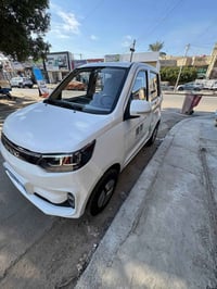 شاحنة كهربائية • مستخدمة • قليلة الاستخدام