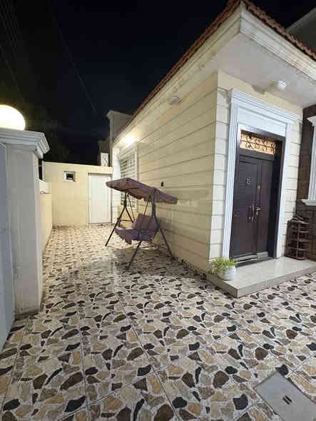 دار للبيع في مجمع اورونوس 
ملك صرف مساحه 150متر قاط اونص 
السعر 90مليون 
***********
