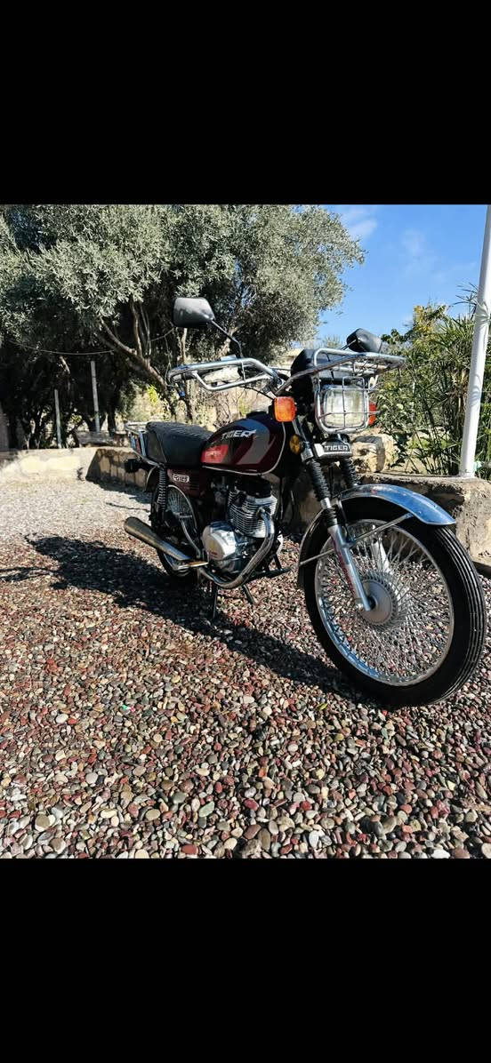 سلام عليكم ماطور تايكر موديل 2020 وزن ثقيل نضافه 90%100تايرات جديد محرك وضع شريكه مامفتوح الرقم *********** /*********** مكان موصل
