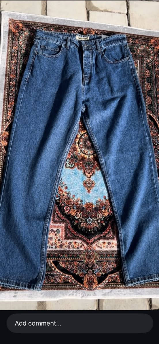 السلام عليكم شلعه بنطرون و بجايم بيهن باكي و كصه عدله وبيهن بوري  عنواني بغداد الامين الثانيه بداية شارع النواب ***********
