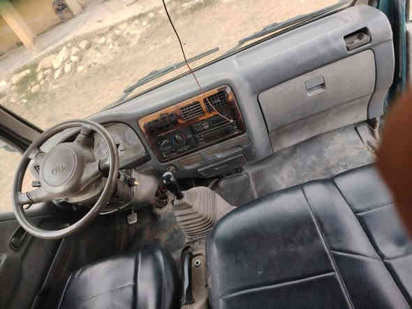 ام عيون موديل 2000
كير محرك خير من الله
شواصي مكفوله
صبغ احزام بدون ضربه
مكان السياره التاجي
سعر ٩٠ وبيها مجال
***********
