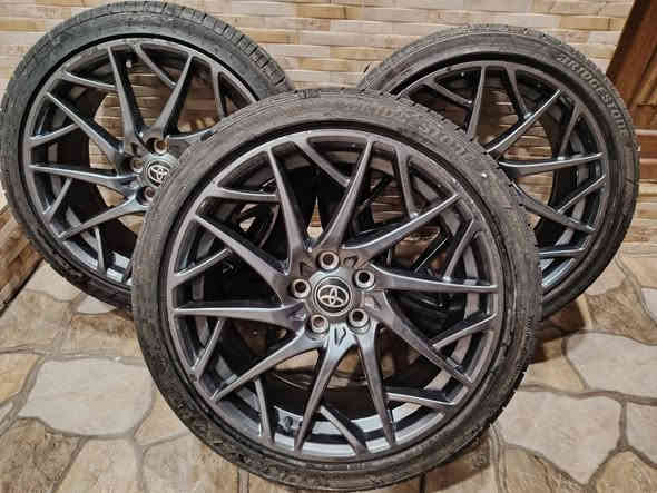 للبيع كامري 24_25
***********
