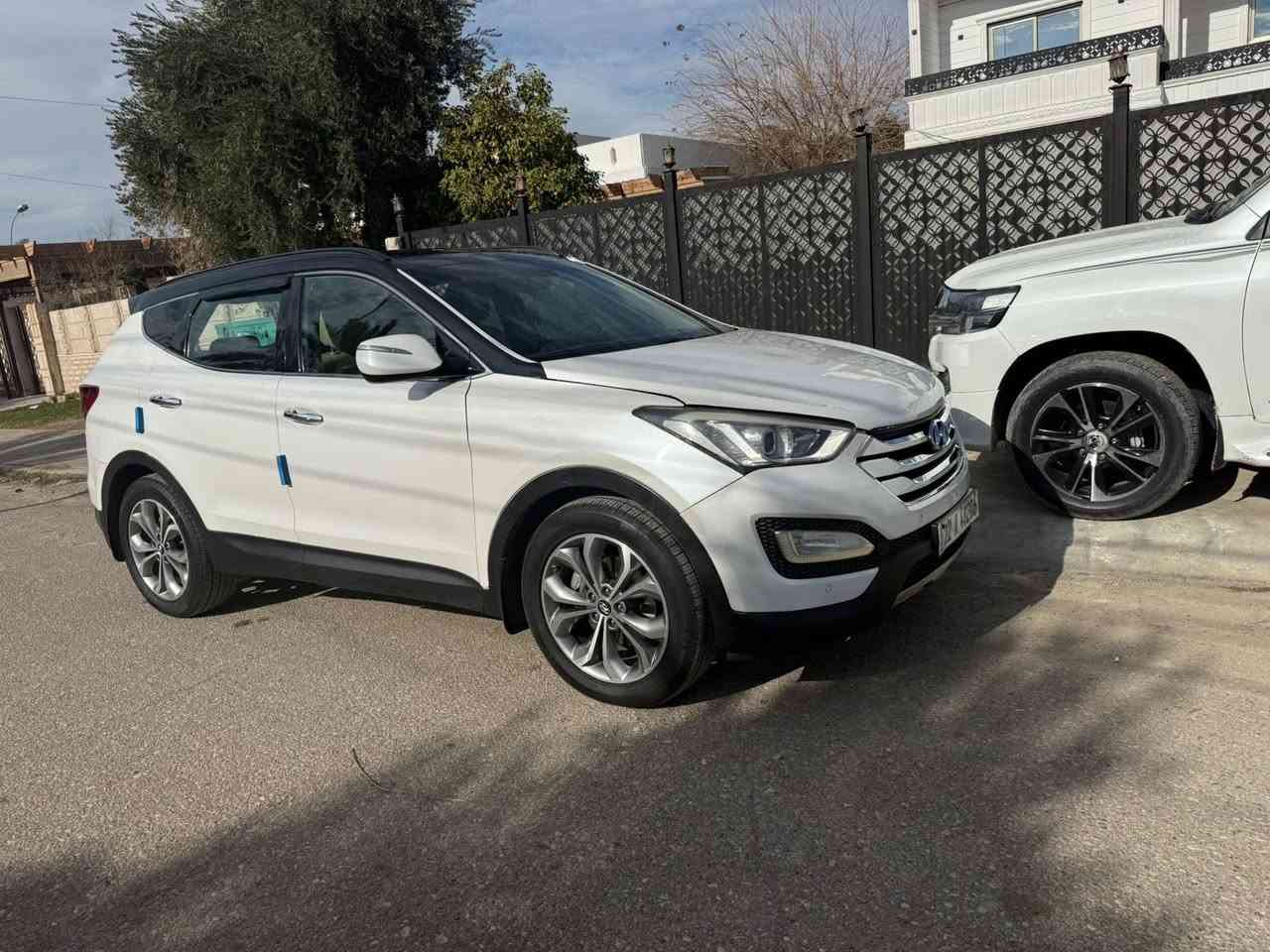 سنتافي 2014 خليجة فول موصفات
سيارة 6
فول فول 
حادثة سيارة رش اربع قطع بدون دواخل بدون شواصي رقم جديد كلشي جديد بطاقت بانزين بية 
سيارة سبعة راكب 
سعرة 163 
وتساب 
***********
