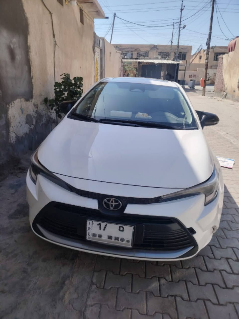 تويوتا كورلا ( هايبرد، LEVIN ) للبيع .( رقم بصرة،   باسمي ، لون ابيض ).
موديل (2025).
ماشيه (24)، ( زيرو ).
سياره مكفوله من الصبغ والبارد      (  ).
السعر150 )  .***********

مواصفات السياره : فول مواصفات .
( سلايت رووف ، بصمه ، هند بريك بصمه ، اوتو هولد ، مود درايف NORMAL ، POWER ، ECO ، مانع انزلاق ، شاشه ، كاميرا خلفيه دواره ، رادار ، تحكمات ستيرن جهتين ، كروس سرعه ، قطعتين تبريد ، تبريد شاشه ، ايرباكات عدد (8) ، لد امامي ، لايت زينون عالي ناصي ، اشاير بالمري ).
