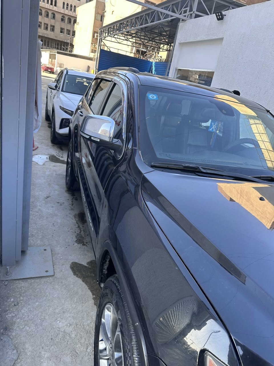 جيب لمتدد وارد أمريكي 2015
داخل اسود 

حادثة موضح بصورة 

رقم بغداد جديد شبه مييز

هزه وسنويه وارقام كله جدد وباسمي 

السياره فول مواصفات 

كشنات امامي تدفئه وتبريد والخلفيه تدفئه

بنوراما

شاشات خلفية علكشن 

كشنات خزن   

ستيرن هيتر وكهرباء

حساس ورادار خلفي

امرايات هيتر وقلابه ويه البك 

السياره بدون اي نقص

دهن كير جديد 

تخم تاير جديد  

باتري  جديد 

صدر امامي وخلفي كله جديد 

مكاني بغداد 

الاستفسار على الرقم 
***********

***********

السعر ب190 بيها مجال
