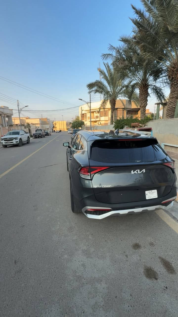 يالله للبيع 
سبورتج 2023 وارد كوري 

1600 توربو 

السياره حادثها لغد صفحه الايمن مصلحه تصليح درجه اولى 

وبيها من كوريا صبغ بابين اليمين والصندوق الخلفي بدون ضربه

كشنات جلد 

 المقاعد تدفئه تبريد 

حساسات خلفيه 

ايرباك ستيرن وبرده فقط ومرجعهن بلاديه 

السياره كامله من كل النواحي مابيها اي مصرف 

بدون رقم  سياره على ايدي جايبها بااسمي 

سعرها ١٧٥ وبيها مجال 

والسونار موجود

*********** للاستفسار
