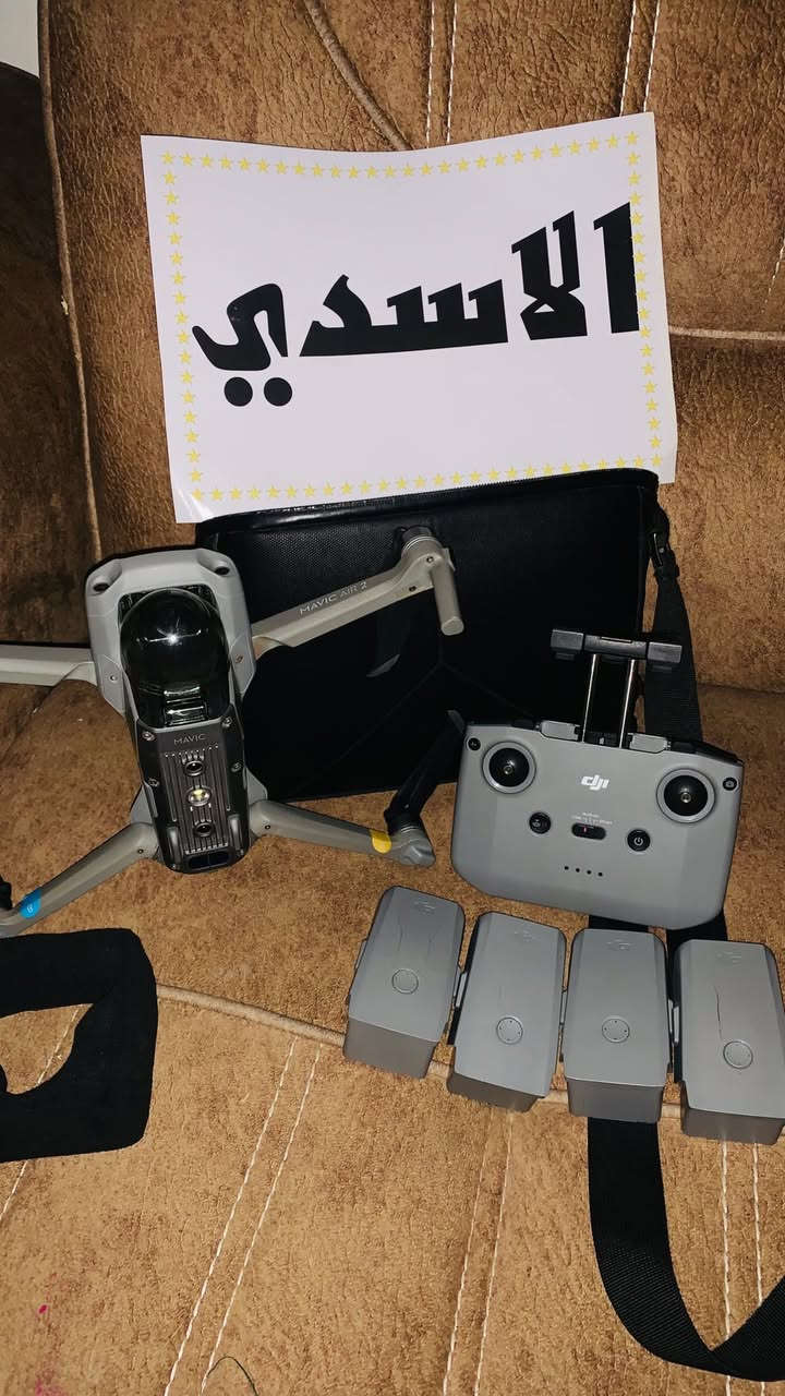 غني عن التعريف مافك ابر 2
سعر 1100

مليون و100 

البيع حضوري افحص وتوكل 

ممفتوح ولا بي كسر 

ومعا بطاريه إضافية 

عدد البطاريات 4 

***********
