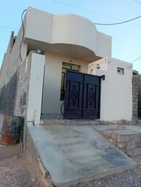 دار • طابق واحد • يسار السيطرة