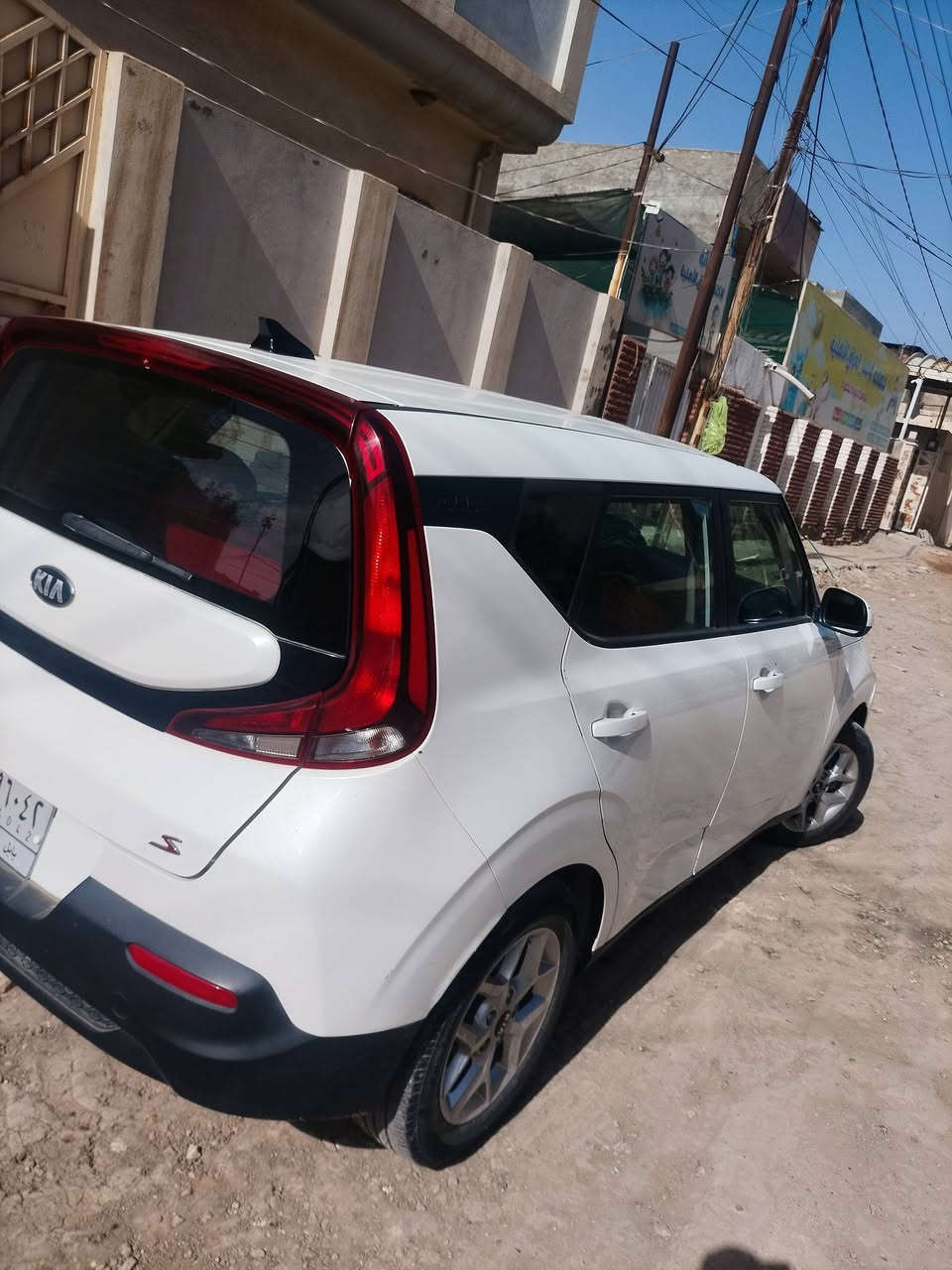 السلام عليكم
للبيع صول موديل2020 وارد امريكا 

مكينه2000 دوش

راديترات شركه

شاشه كبيره

كاميرا خلفيه 

تحكم استيرن 

اوتو ستوب

رادارات

ماشيه60 

رقم بابل 

مكاني بابل 

الشراي يتصل ***********
