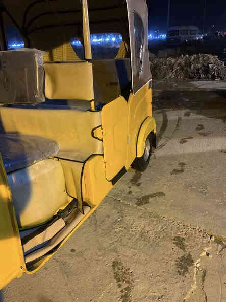 سلام عليكم تكتك للبيع 22رقم موسنويه واسط نكليزي دراجه خير من الله ما ناقصهه ربع بيه بس ضربه بتكمه ومعمره كهربايات كله شقاله مكينه مكفوله من تنقيص وتبخير دراجه خير من الله سعرهه 7و400وبيه مجال مكاني قضاء الحي للستفسار ***********
