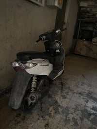 اخوان دراجة سكنس نثية أبيع كوم حديد الدراجة مابيها شي بس كاطعة ناري هن...