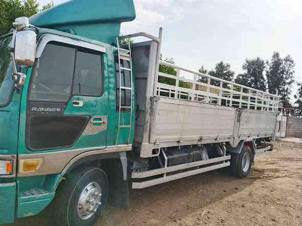 ::@:سلام عليكم هينو طيره البيع 1992محرك 70عادي لا صرف ولا بخار سته وربع صفاح 70 كاسحه عاليه تاير 19ونص رقم نجف تحويل مباشر سنويه جديده مكاني واسط صويره السعر 145وبيهه مجال الشراي يتصل ***********
