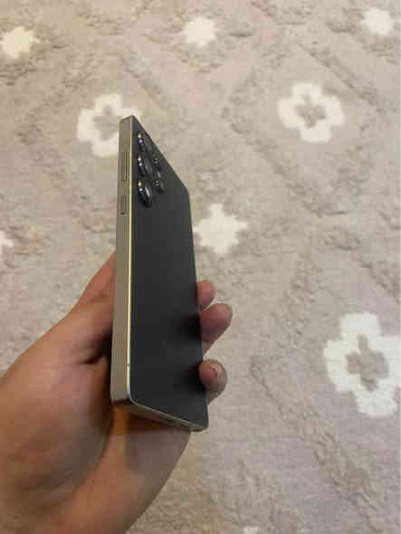 s25 ultra دووسيم كارت رام ١٢ و ٢٥٦ 
جيهازه كه جؤكر نه كراوه به شرتي ئه وه ي جؤكر بكريت ٥٠$ بؤ ٩٠$ تيبجيت به شرت جؤكر نه كرا بؤم بينه  وه 
شووختي نيه ١٠٠/١٠٠ پاكه
٦٨٥$ تؤزيك مه جال 
*********** السليمانية
