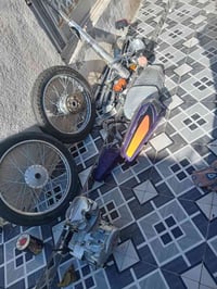 تعميره كامله مكيفه شقاله لا تنقيص ولا تبخير بس بيه جبنه طاكه اب 250وبي...