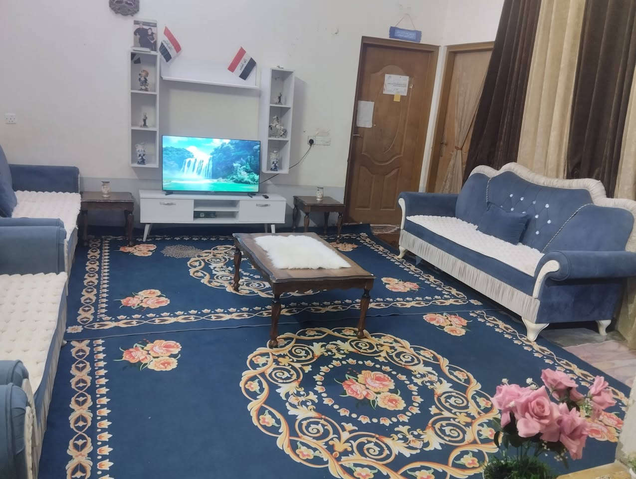 تخم قنفات تسكام تسكام تسكام يعني مو سوكي يتكون من 5 قطع 10 نفرات كلش نظيف عنوان ناحية الحيره توصيل موجود عدي بل اجره حسب المكان اي ستفسار متواجد ع خاص او مراسله ع وات ساب ***********
