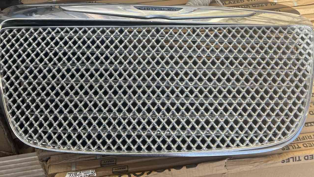 السلام عليكم اخوان شباك  +كفر شباك للبيع مال اوباما  يرهم من موديل 11 الى 14  نضيفات 
الشباك ب50 وبي مجال 
الكفر ب60 الف وبي مجال 
مكاني واسط قضاء النعمانية 
ا*********** للاتصال
