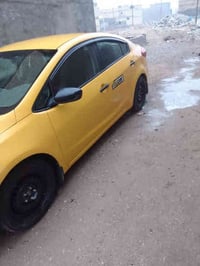 فورتي ٢٠١٥ رقم بغداد وارد أمريكي ضرر بنيد فقط مكفوله من كلشي للاستفسار...