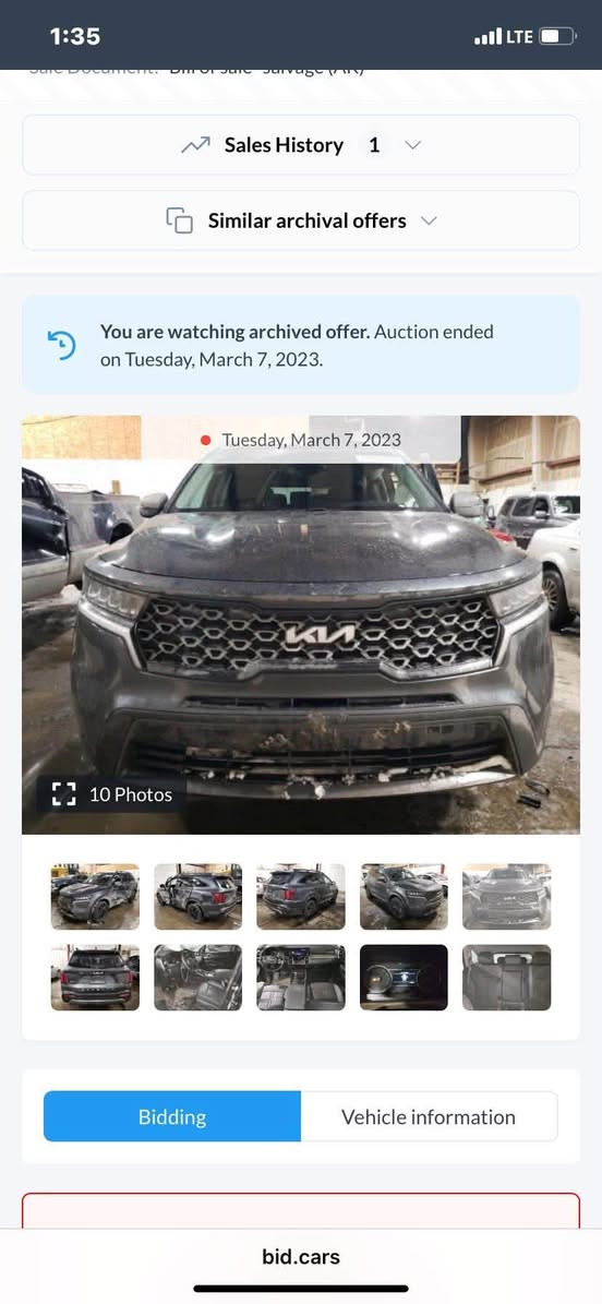 🚘 كيا سورنتو X-Line فل مواصفات عد البانوراما  – موديل 2022 🚘
✅ ماشية 37 ألف كم فقط�✅ فل مواصفات عدا البانوراما�✅ بابين تبديل فقط، وباقي السيارة بكبس الوكالة�✅ السيارة نظيفة جداً، وحالتها جديدة بمعنى الكلمة
أبرز المواصفات:�• محرك 2.5�• دفع رباعي (AWD)�• جلد فاخر�• تدفئة المقاعد الأمامية�• مقعد أمامي كهربائي�• شاشة كبيرة مع Apple CarPlay�• تشغيل بصمة�• جنوط X-Line الأصلية وتصميم رياضي مميز.
💰 السعر: 208�📞 للاستفسار والاتصال: ***********
