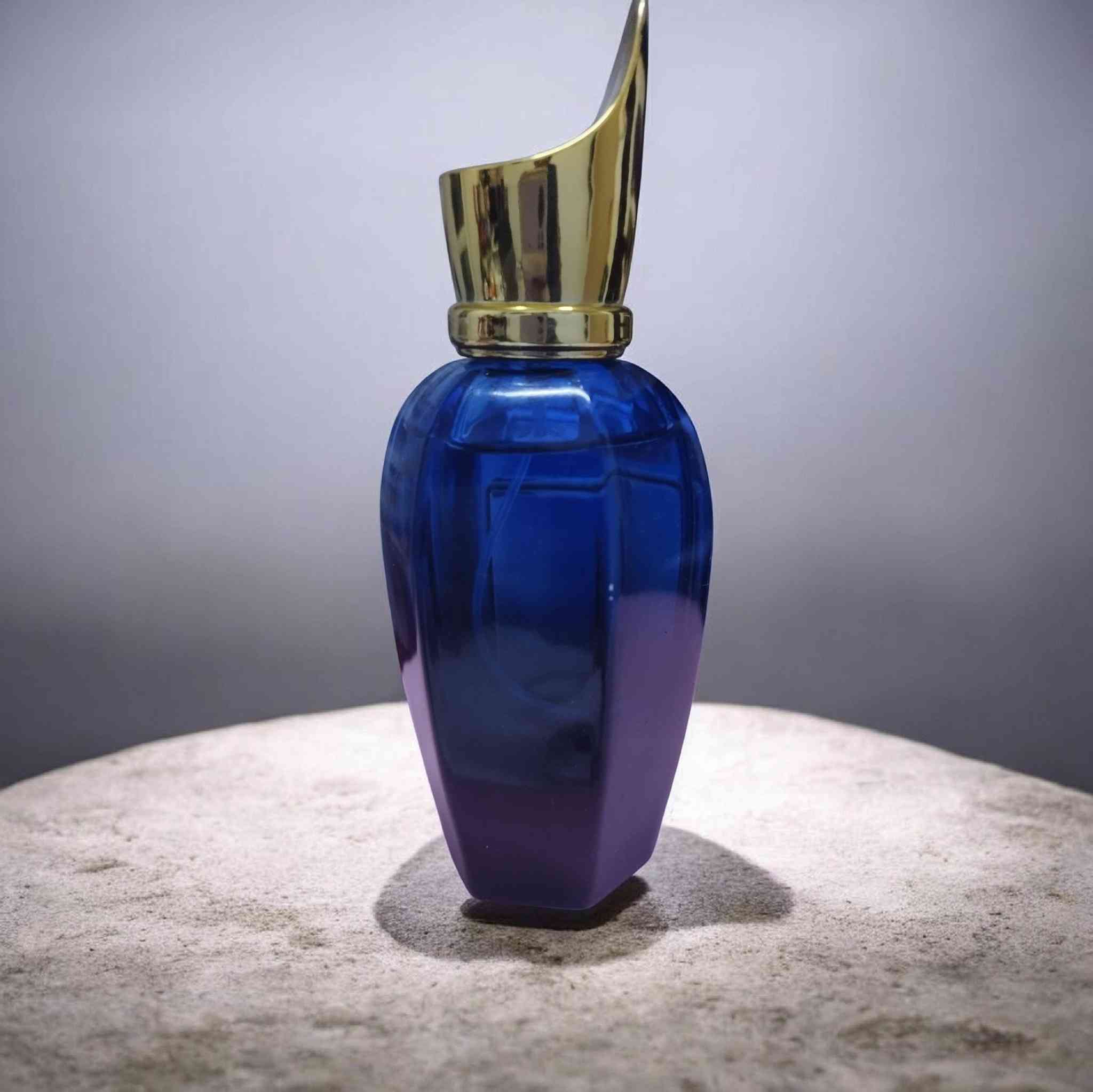 انواع العطور والبخور والمسكات والمخمريات فرعنا الاول الامارات فرعنه ثاني بسمايا توجد خدمة توصيل لكافت المحمافضات ***********
