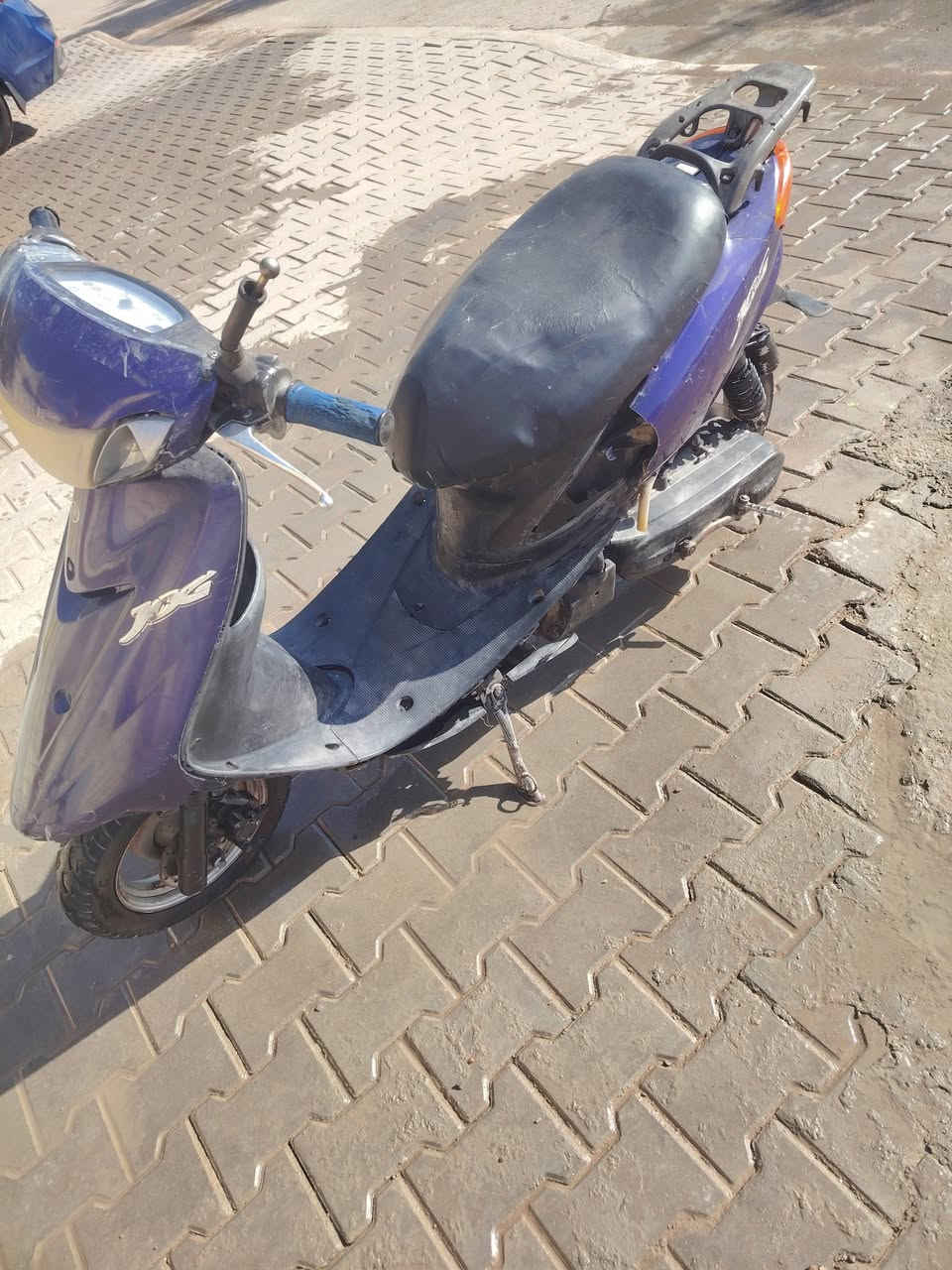 عصفورية كهربائيات شغاله عوزهه جوزة وترتيبات السعر 150 بغداد الشعب ***********
