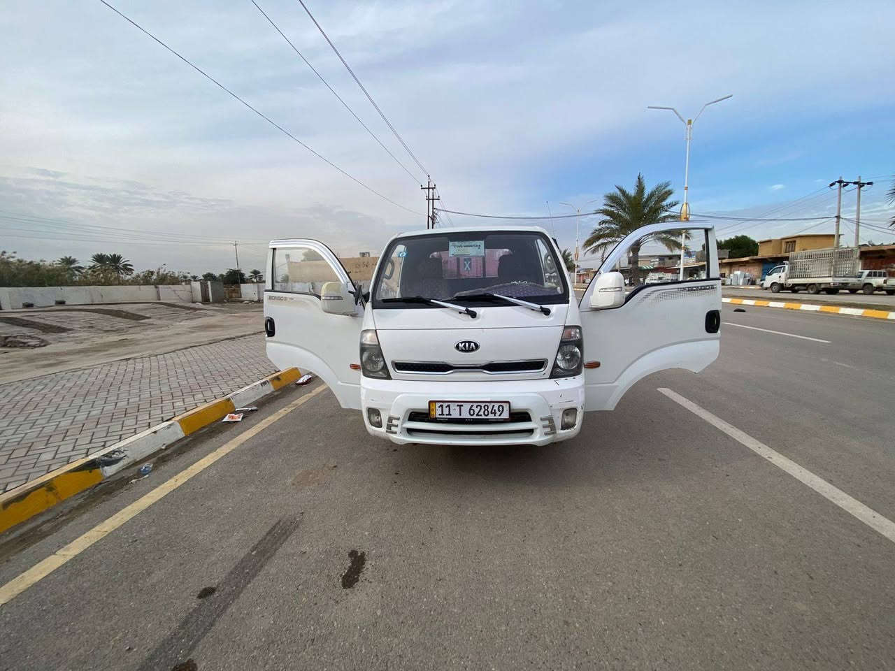 سلام عليكم 
كيا حمل محرك 3ونص رقم بغداد بسمي سياره مكفوله من كل عيب للستفسار اكثر ***********
