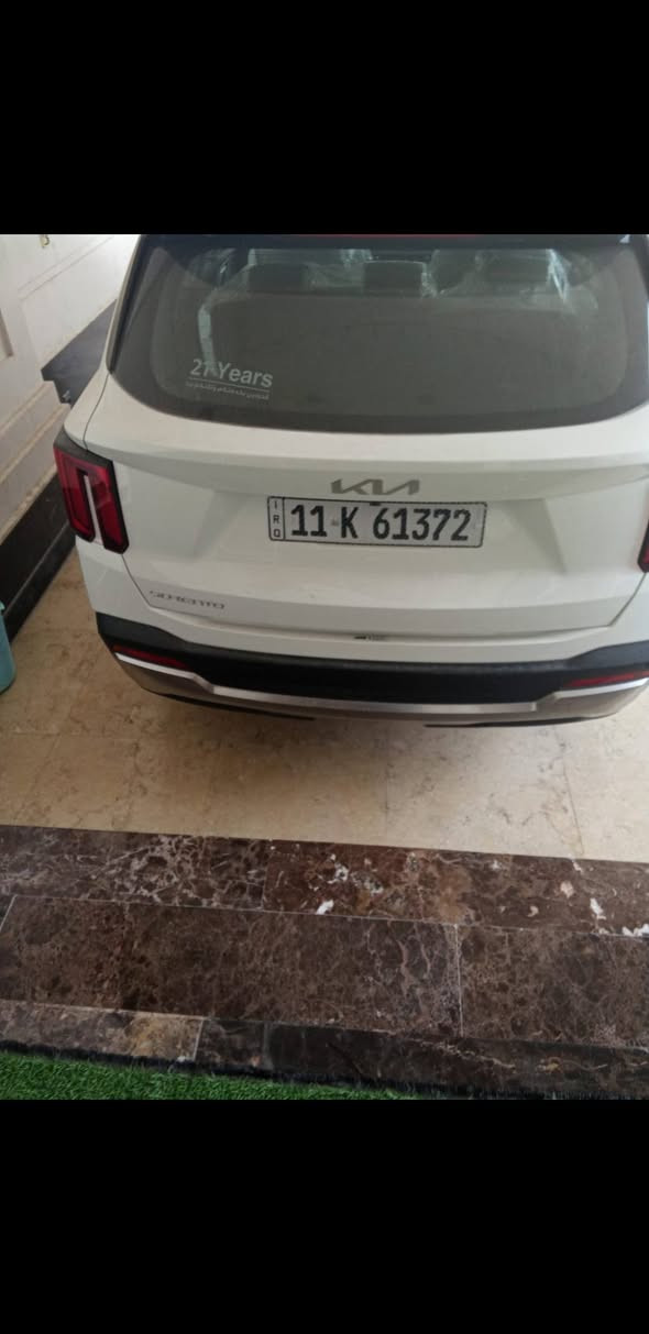 سلام عليكم للبيع كيه سورتنو موديل ٢٠٢٥زيرو رقم بغداد  ماشيه الف  سته سلندر اللون ابيض  اربع كامرات داته شو حساس امامي وخلفي  شفتات في استرن تحكمات صدوق جكهرباء  مكان السياره بغداد المنصور شارع الاميرات  السعر 53 مليون اتصال ***********
