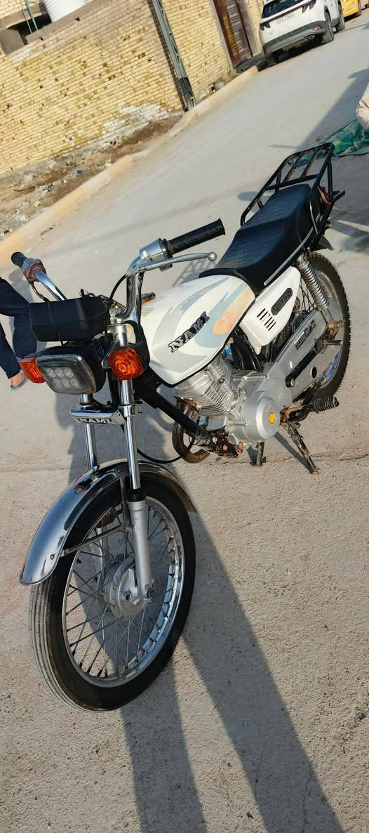 درجة اوراق اصولي معرض الكرار 
2016 شاصي 
محرك 2023 غراض نضاف تخم جديد درجة احلى من صوره 525 سعره ومجاله بصيط 
مكاني بلدوايه ***********
