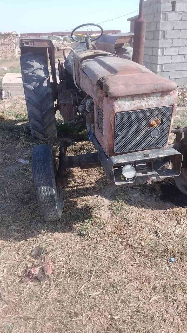 السلام عليكم عنتر للبيع موديل 83.  سعرها 3/250وبيها مجال


**إذا كنت صاحب هذا الإعلان وتريد حذفه لأي سبب، رجاءا أرسل رسالة إلى الدعم الفني**