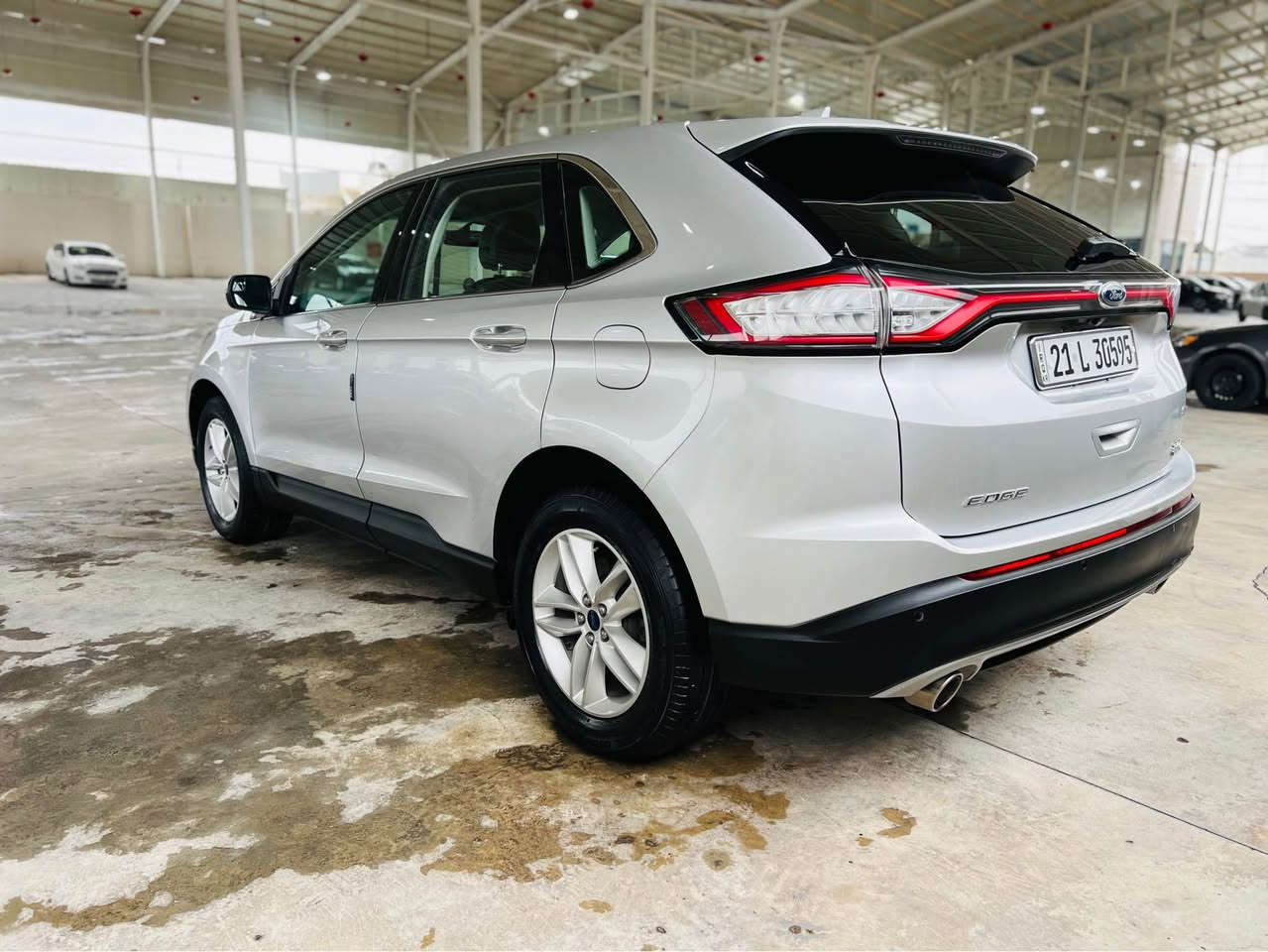 فۆرد ئیدج
مۆدێل ٢٠١٧
مواسەفات SEL
فول مواسەفات تەنها بانۆراما نیە
گێڕ و مەکینەی نەکراوەتەوە بە شەرت
سەنەوی رەقەمی تازەیە
دەعامی بۆ دەعامی بەشەرت هەموو گیانی جایزە
بارچەو پەڵەیەکی بۆیاخە بێ ناو بێ دەعم
ناونیشان سلێمانی
رقم☎️ ***********
نرخ ١٣٧$ السليمانية, العراق
