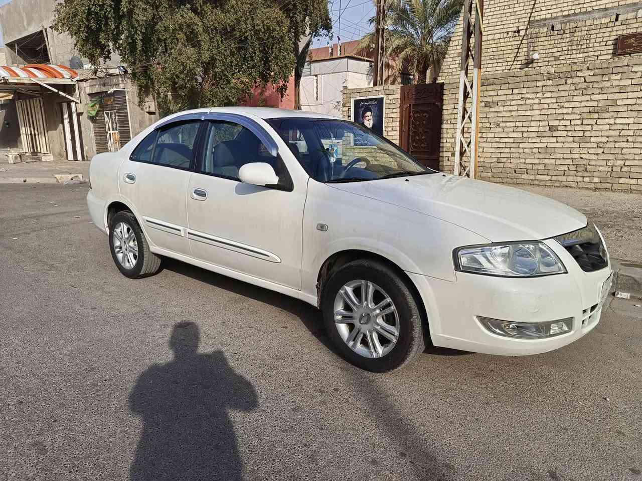 السلام عليكم عرض للبيع 
سيارة سني كوري موديل 2007 
المواصفات // محرك 1600 داخل صاج مري شفط ابواب أربع كهرباء يدات نيكل تبريد تدفئة شغال سيارة على البلاد 

السيارة مكفولة عدة بارد بالچاملغ الامامي جهة السايق 
والجهة الثانية فقط كلير جراد بيها سيارة احلى من الصور 
السعر 90 
للاتصال ***********
