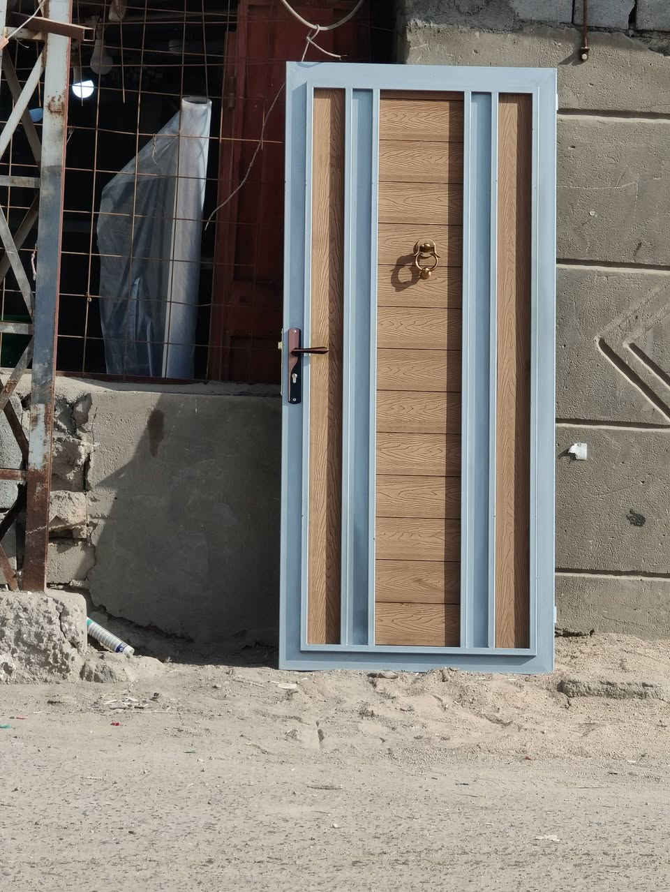 القرناوي للابواب والشبابيك والمضلات وجميع اعمال الحداده والديكورات الحديديه
نعمل في جميع اقضية ونواحي البصره في دوائر الدوله والقطاع الخاص 
***********
