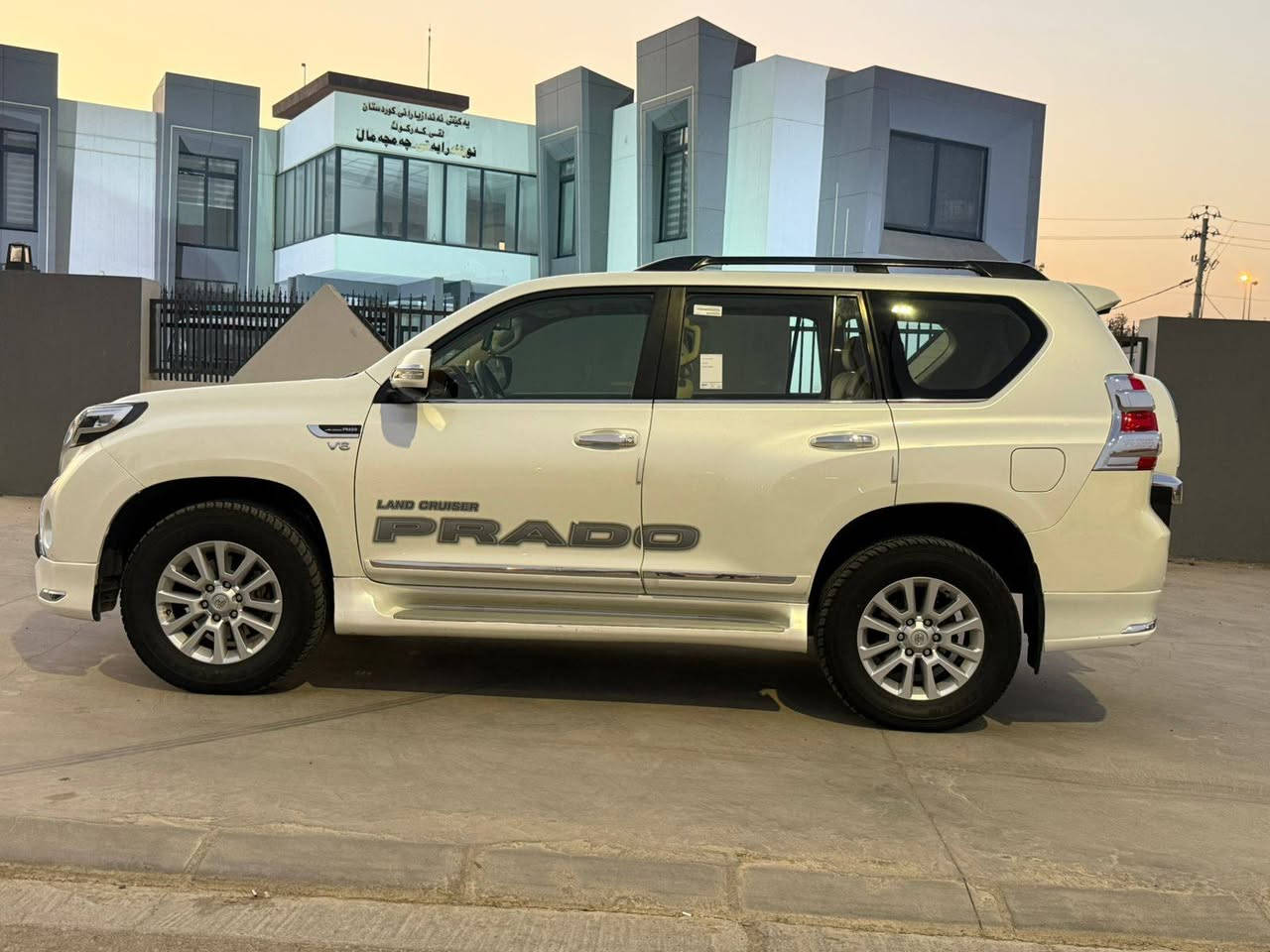 تۆیتا پرادۆ 2015 (V6) vx مواصەفات لیگزس
143 هەزار ڕۆیشتووە
هیچی نیە دوو شۆێنی بچوکی سارد کوتە
دەعامیەکانی دووجێی بچوکی سبوغە
سلایت لاید لیدو زینون
کوشین هیتەر کوشینی دواوە
کارەبایی بەسمەیە شەغال عەساس

سعر : داوای بکە لە کۆمێنت بە تایبەت دێت 📥 

گیچ زینون هەمووشتی بەشەرتە
مەکینە گیر اکسل پێش و پشتی
هەمووی 
لەسەر دەقی شەریکە ماوەتەوە
چوار تایەیی تازەی لەژێرە
سەنەوی نۆێیە تا 2030

بۆ زانیاری زیاتر ژمارەی خاوەنی

***********
***********
شۆێن چەم چەماڵ
