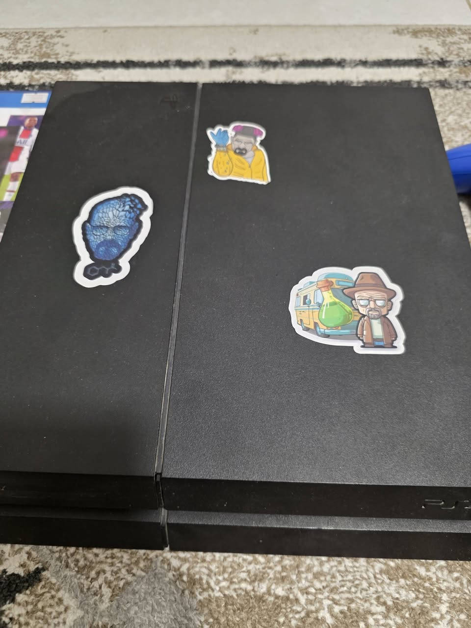 بلي فور اون لاين للبيع
المحتويات : 
جميع الكيبلات
جوستك عدد ٤
اقراص عدد ٧
الجهاز محمل بيه ٣ العاب ضمنهن بيس ٢٠٢٥

السعر ٣٢٥ 
مكاني نجف 
الشراي يراسل واتساب 
***********
