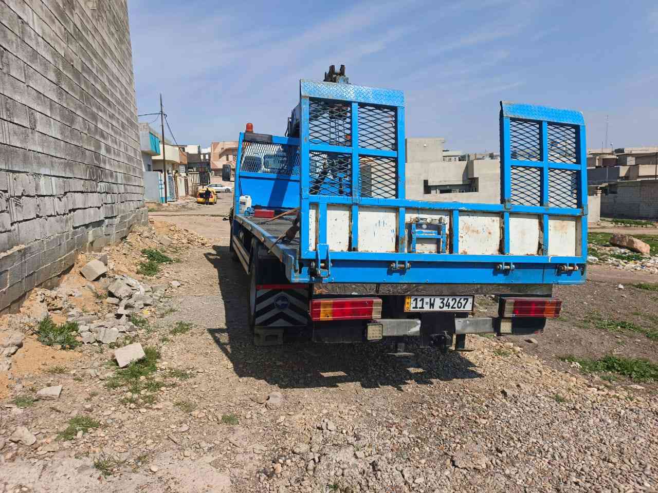 السلام عليكم
كرين مسيبوشي فوسو للبيع صطحة 
موديل 92 
بودي نزال ياباني جك واحد وجب
3سليت مخالف  3600  ول رابع يدوي 
محرك 6سلندر
6استدات
السيارة بسمي ومثبت بل سنوية كرين تحويل ثاني يوم هزة جديدة 26 السنوية لحد 29
  مكان السيارة  موصل
الرقم
*********** بي واتساب
