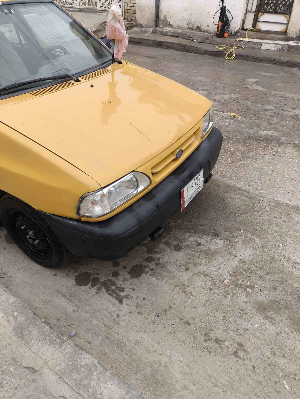 مديل ١٢سنويه ٢٣نافذه مصفره هيئه وغرامات معمره هلالات مكينه وكير صالهن ٣اشهر من شديتهن  حداديه جديده تخم تاير  سياره حلوه مال جني برايتات معمره شخاطات نضاف سياره احله من الصور *********** مكانه العماره نهاوند  ٢٥
