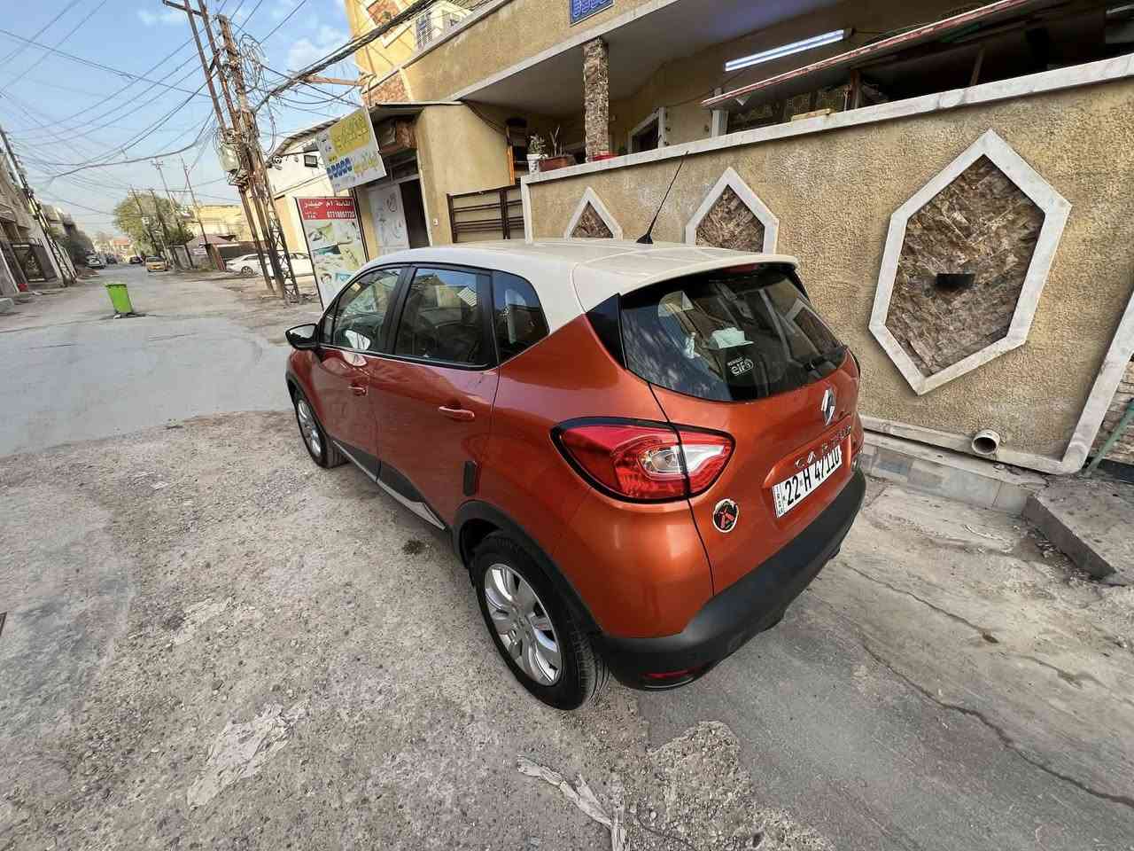 السلام عليكم . رينو كابتشر موديل 2016
مكفوله قطره صبغ مابيها 
بصمه 
يعني سياره جاهزه رقم اربيل 
داخل برتغالي دشبول لد بيبان لد كير + مكينه كفاله السياره ب اسم ابنيه يعني السياره مال بيت 
السعر . 95 وبيها مجال

***********
