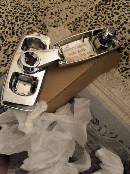 السلام عليكم للبيع يدة باب دلعة جديدة تايوان ترهم للسوبر بان الدلعة او بلايزر قديم سبعيني و ثمانيني مكاني بغداد ***********
